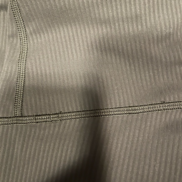 Lululemon Wunder Under leggings Size 6 - Picture 4 of 6